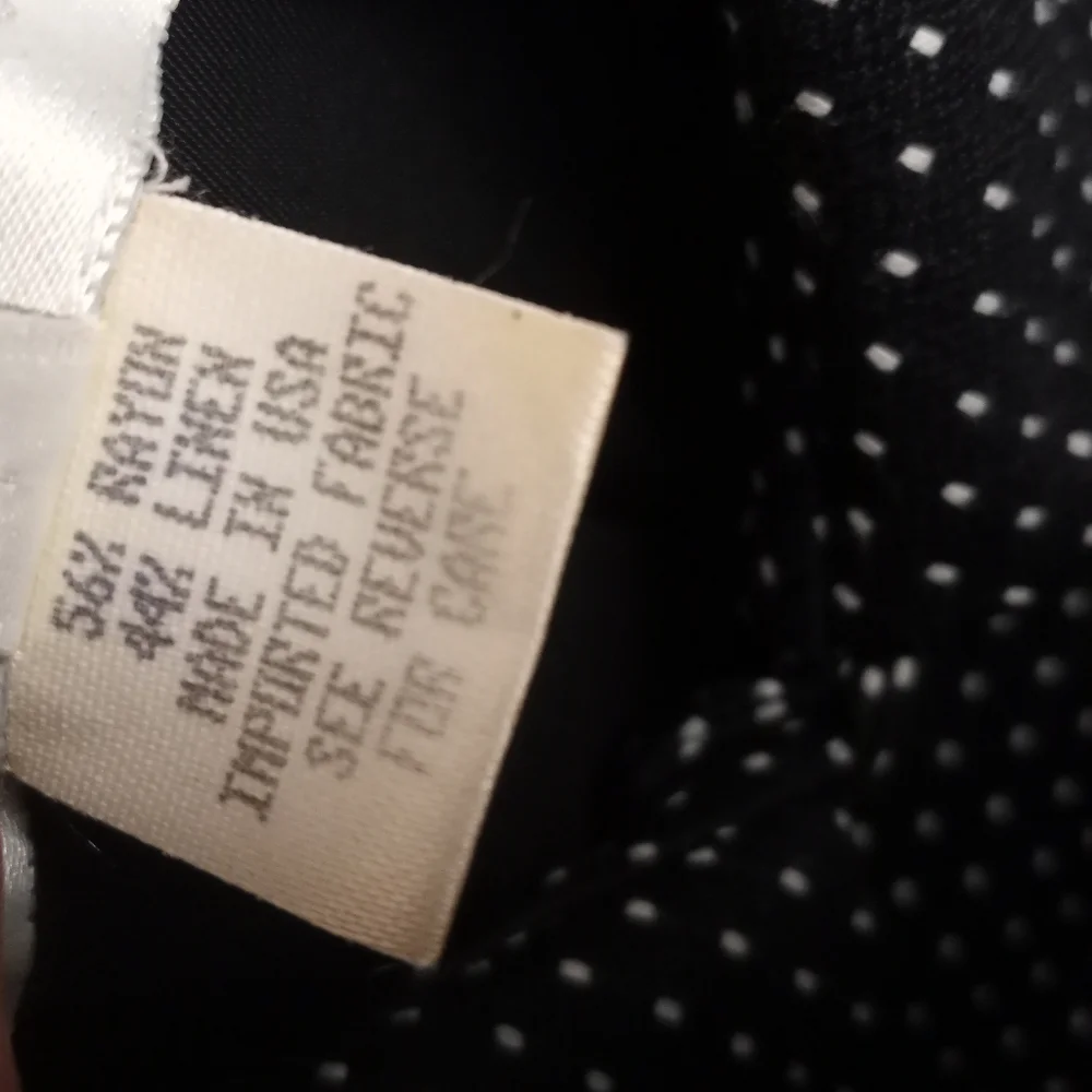 OSCAR by Oscar de la Renta Polka-dot Skirt Suit - Picture 9 of 9